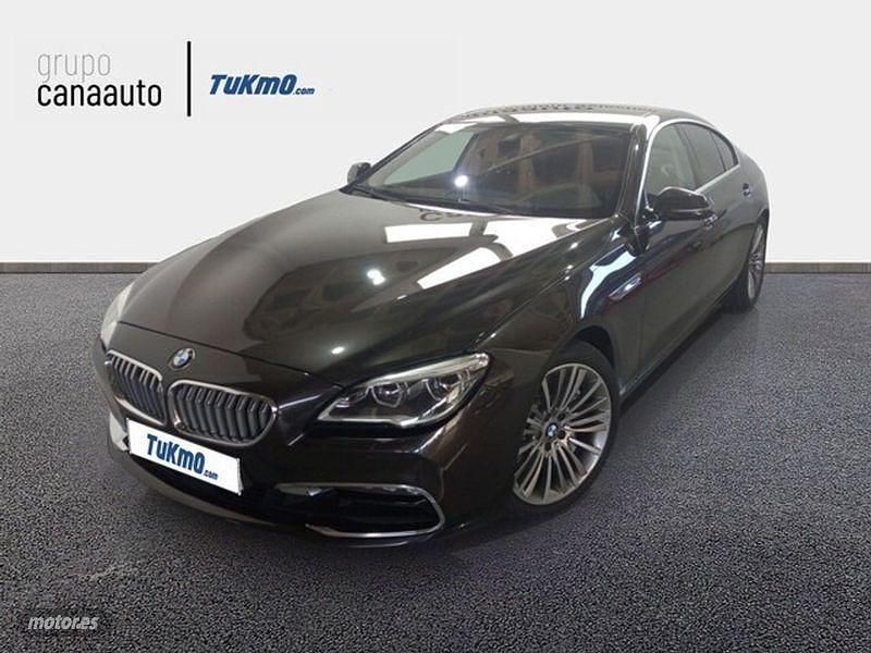 Usado BMW 330 Comfort Edition 450 CV (330 kW) 2015 Marrón Coupe