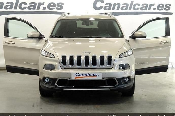 Usado Jeep Cherokee Limited 140 CV (102 kW) 2015 Gris SUV