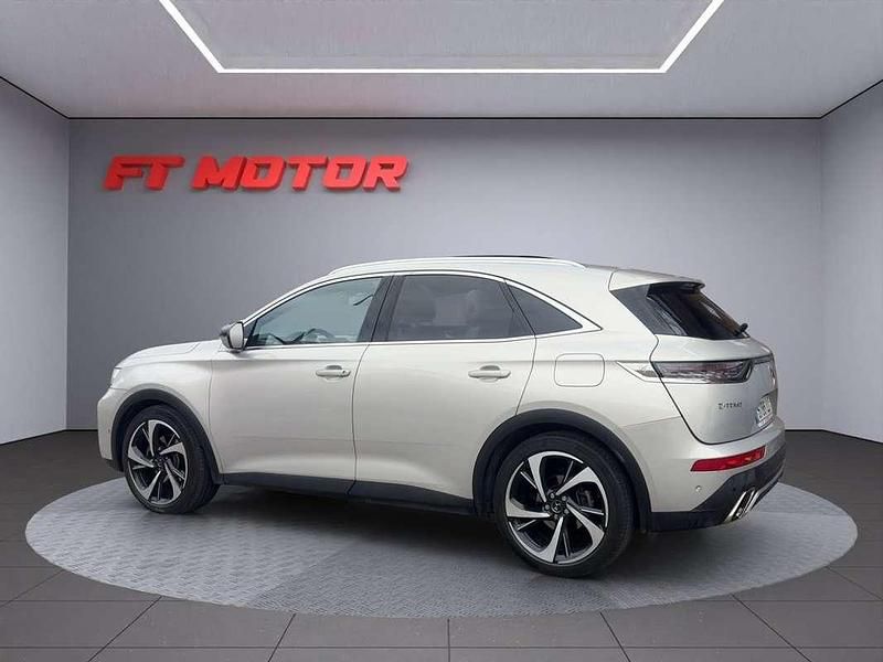 Usado DS Automobiles DS7 Crossback Grand Chic 224 CV (164 kW) 2021 Gris SUV