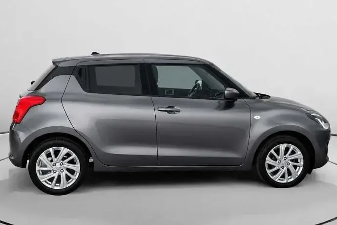 Usado Suzuki Swift 83 CV (61 kW) 2023 Utilitario