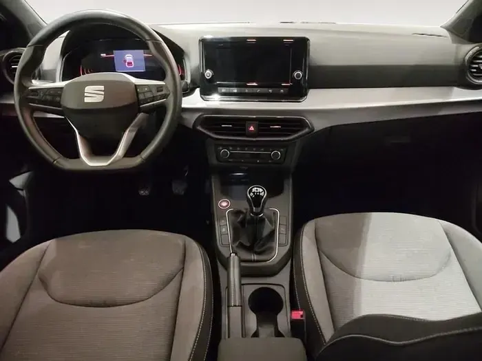 Usado Seat Ibiza 115 CV (84 kW) 2025 Gris Utilitario