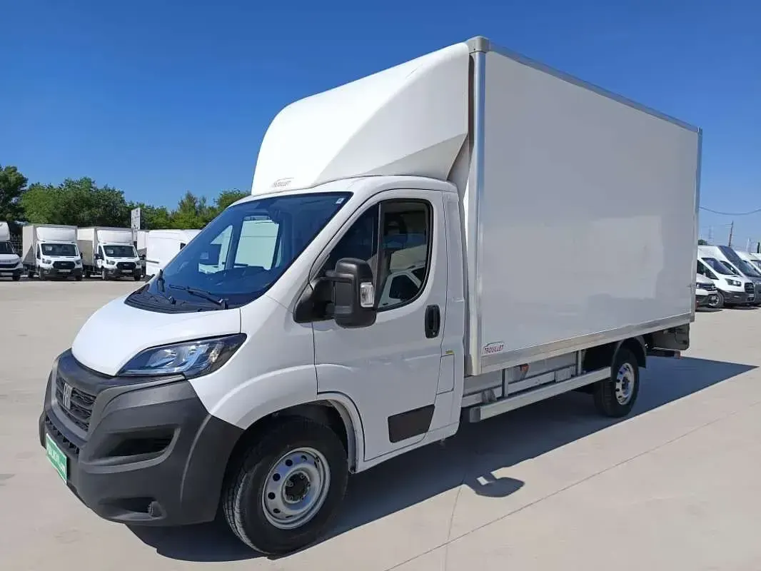 Usado Fiat Ducato 140 CV (102 kW) 2022 Blanco Van