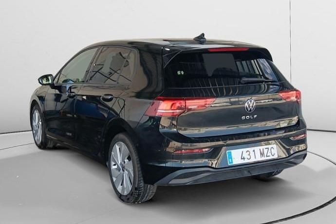 Usado VW Golf VIII Life 116 CV (85 kW) 2025