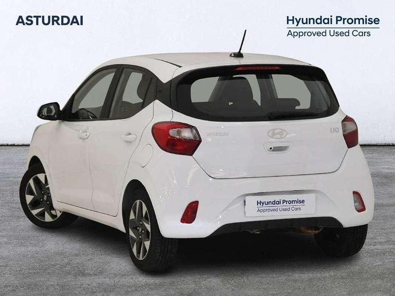 Usado Hyundai i10 64 CV (47 kW) 2025 Blanco Utilitario