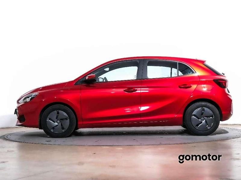 Usado MG MG3 116 CV (85 kW) 2025 Rojo Utilitario