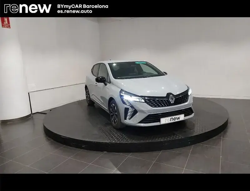 Używany Renault Clio V Techno 101 KM (74 kW) 2025 Szary Sedan/Limuzyna