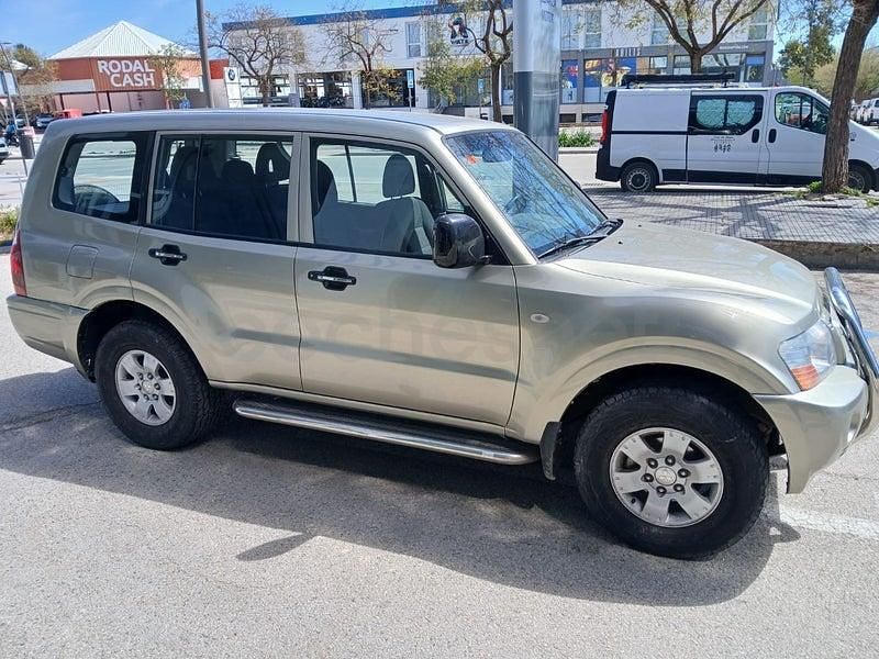 Usado Mitsubishi Montero 160 CV (117 kW) 2006 Beige SUV
