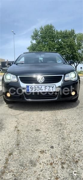 Usado VW Eos Individual 140 CV (102 kW) 2008 Negro Descapotable