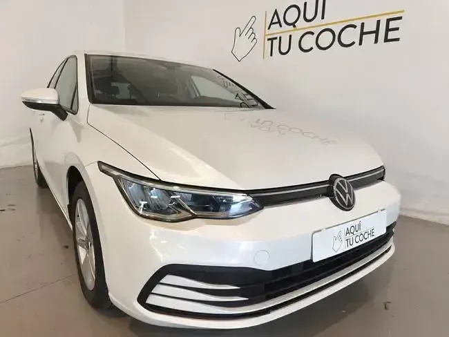 Usado VW Golf VIII Life 131 CV (96 kW) 2022 Blanco Berlina