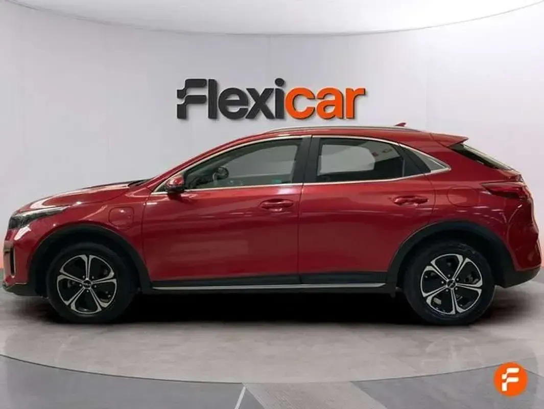 Usado Kia XCeed 141 CV (103 kW) 2023 Burdeos SUV