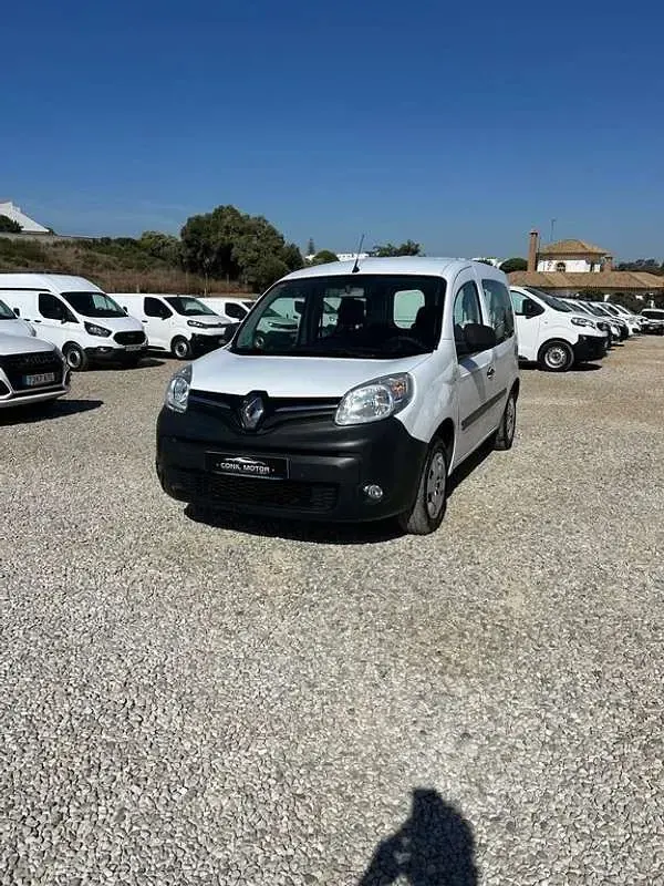 Usado Renault Kangoo 95 CV (69 kW) 2021 Blanco Berlina