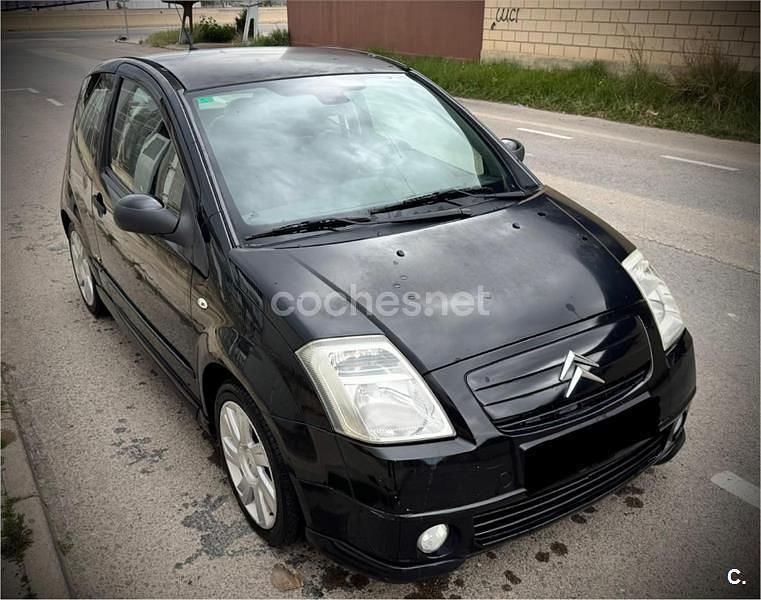Usado Citroën C2 VTR Sport 70 CV (51 kW) 2007 Negro Utilitario