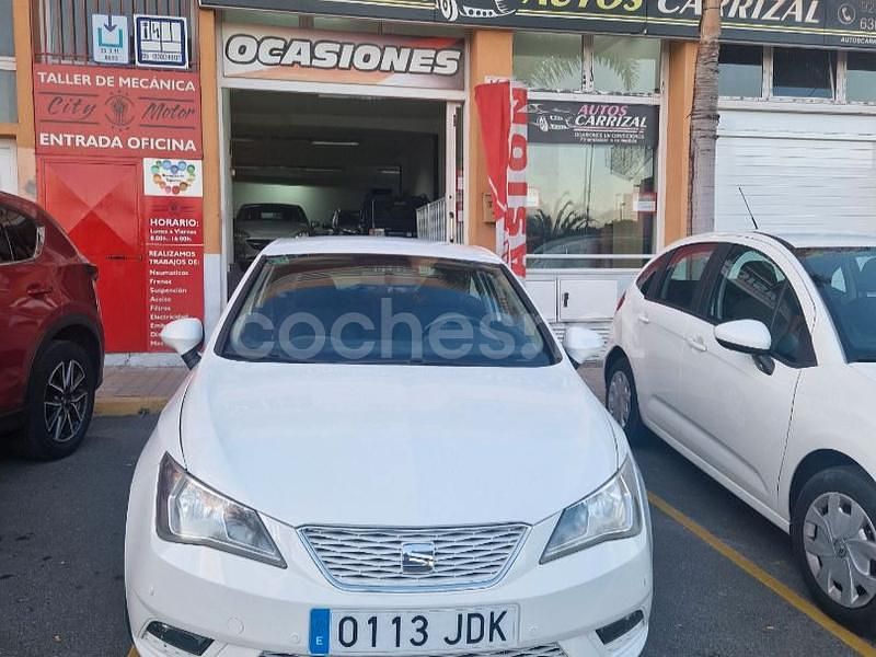 Usado Seat Ibiza SC Reference 85 CV (62 kW) 2015 Blanco Utilitario