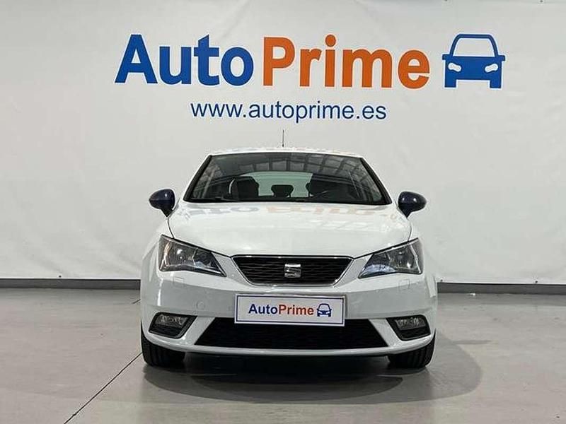 Usado Seat Ibiza CONNECT 95 CV (69 kW) 2015 Blanco Berlina