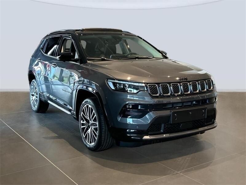Uusi Jeep Compass Summit 241 HP (177 kW) 2025 Harmaa Katumaasturi