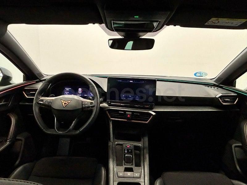 Usado Cupra Leon 204 CV (150 kW) 2024 Negro Familiar