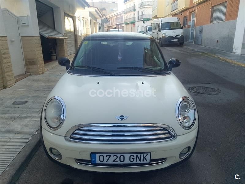 Usado Mini ONE 95 CV (69 kW) 2009 Beige Utilitario