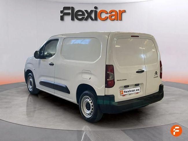 Usado Citroën Berlingo Feel 102 CV (75 kW) 2021 Blanco Monovolumen