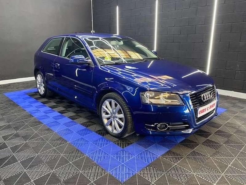 Usado Audi A3 Ambiente 105 CV (77 kW) 2012 Azul Berlina