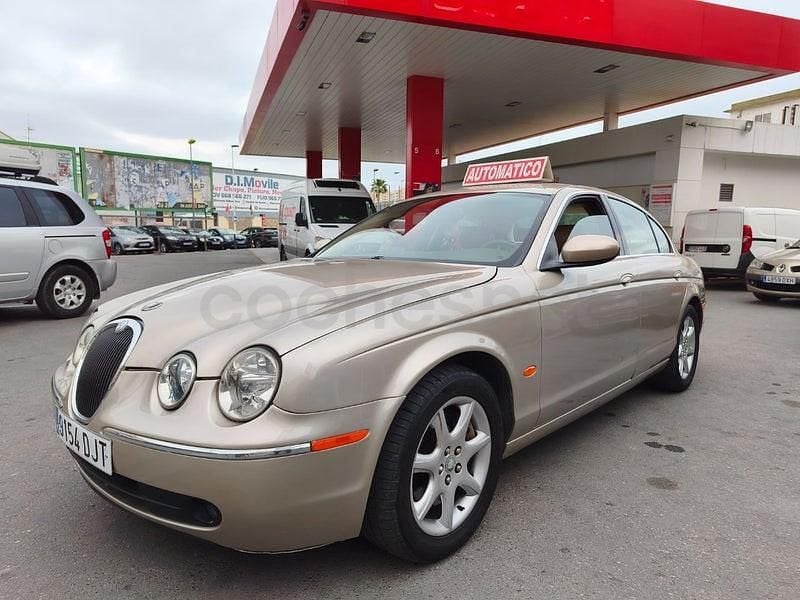 Usado Jaguar S-Type S 207 CV (152 kW) 2005 Beige Berlina