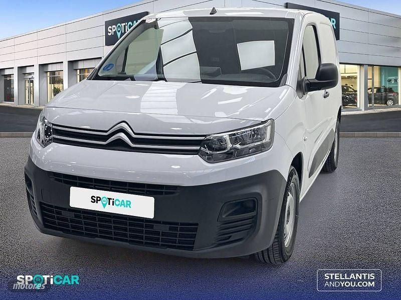 Usado Citroën Berlingo 100 kW (136 CV) 2024 Blanco Monovolumen