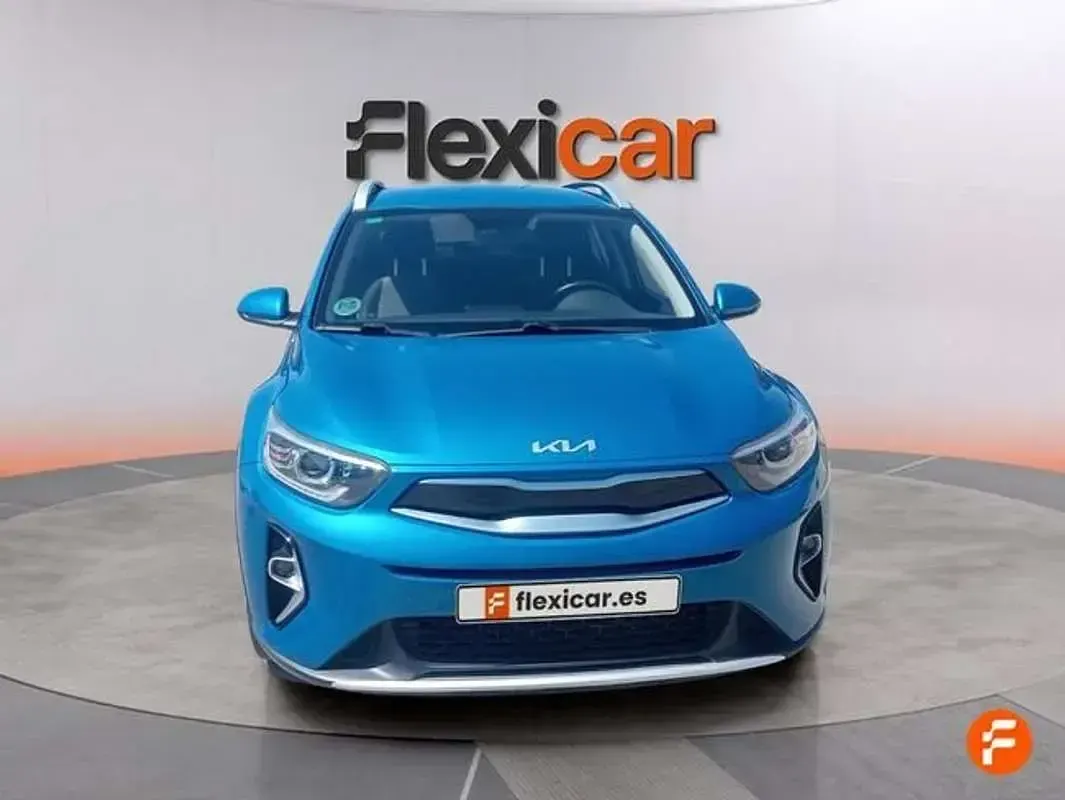 Usado Kia Stonic 84 CV (61 kW) 2022 Azul SUV