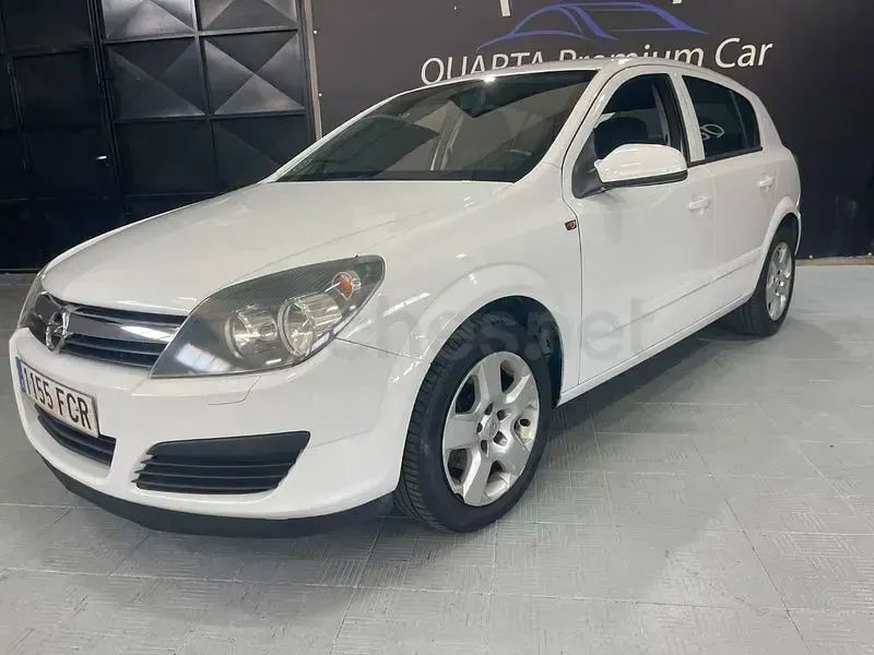 Usado Opel Astra Cosmo 100 CV (73 kW) 2006 Blanco Berlina