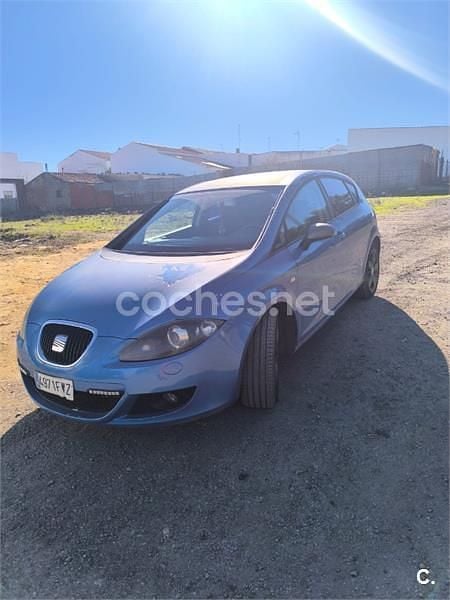 Azul Usado 2007 Seat Leon Sport Berlina | 4000 € (Buen precio) - Imagen 1/4