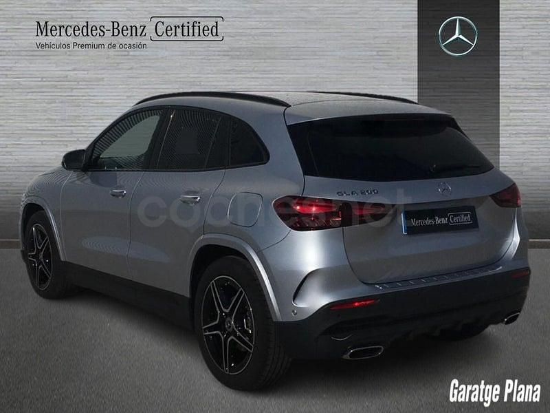 Usado Mercedes GLA200 163 HP (119 kW) 2025 Cinzento SUV