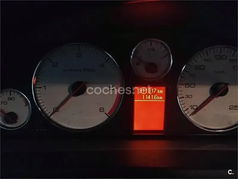 Usado Peugeot 407 136 CV (100 kW) 2006 Azul Berlina