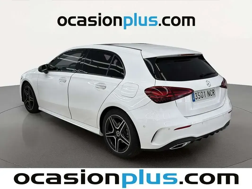 Usado Mercedes A180 Advanced 136 CV (100 kW) 2025 Blanco Utilitario
