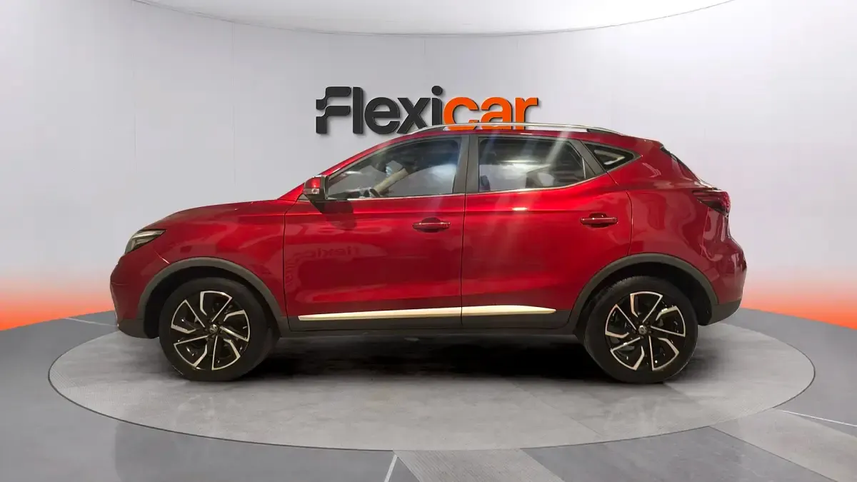 Usado MG ZS Comfort 106 CV (77 kW) 2022 Rojo SUV