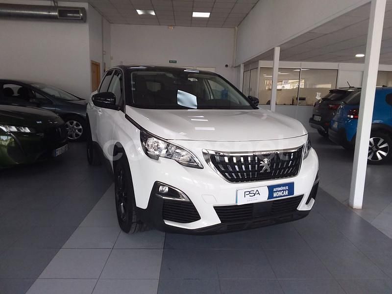 Usado Peugeot 3008 Active 130 CV (95 kW) 2019 Blanco SUV