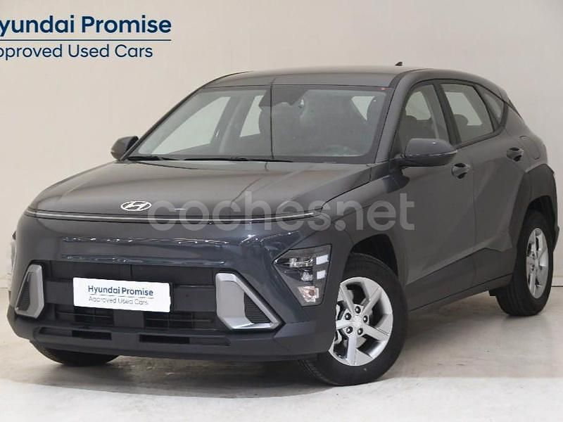 Usado Hyundai Kona 120 CV (88 kW) 2024 Gris / plata SUV