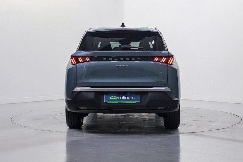 Usado Peugeot 5008 Allure 136 CV (100 kW) 2025 Azul SUV
