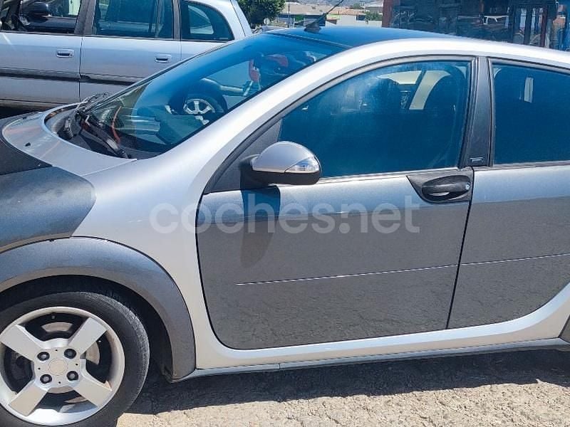 Usado Smart ForFour Passion 95 CV (69 kW) 2004 Gris / plata Utilitario