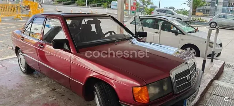 Usado Mercedes 190 136 CV (100 kW) 1990 Granate Berlina