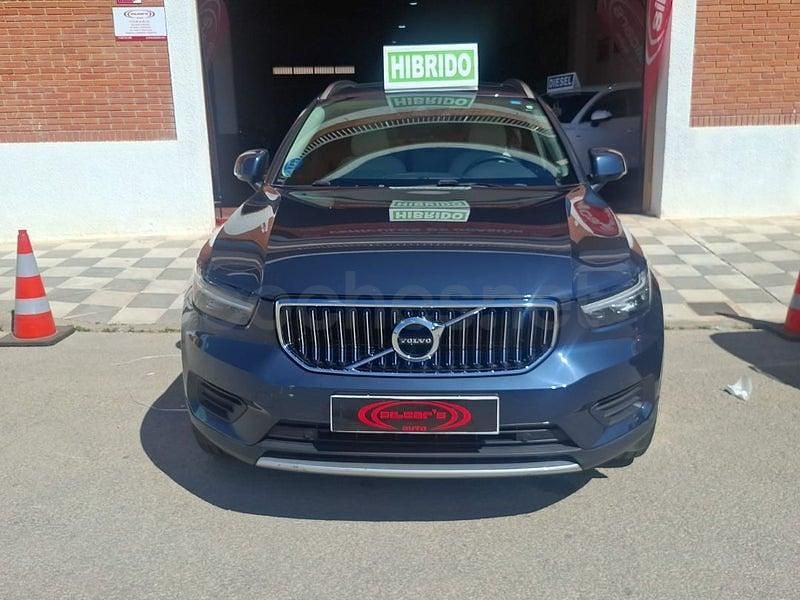 Usado Volvo XC40 211 CV (155 kW) 2022 Azul SUV