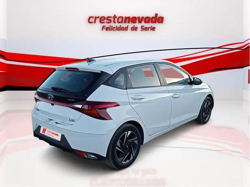 Usado Hyundai i20 100 CV (73 kW) 2021 Blanco Utilitario