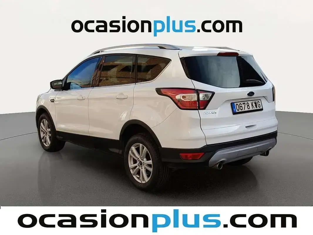 Usado Ford Kuga Trend+ 120 CV (88 kW) 2019 Blanco SUV