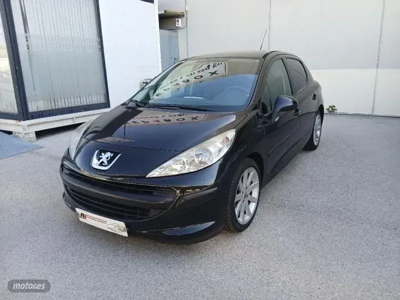 Usado Peugeot 207 68 CV (50 kW) 2009 Negro Berlina