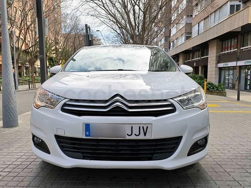 Usado Citroën C4 114 CV (83 kW) 2015 Blanco Berlina