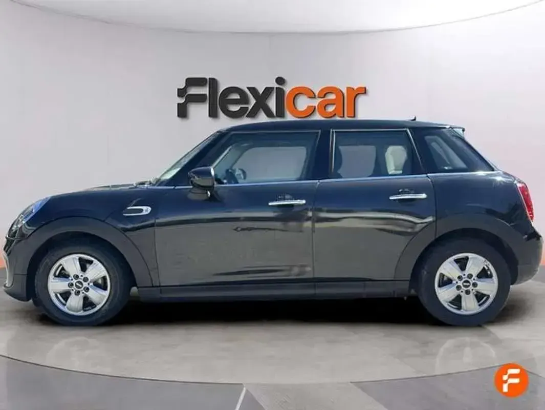 Usado Mini Cooper 102 CV (75 kW) 2020 Negro Utilitario