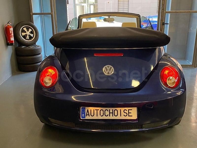 Usado VW New Beetle 150 CV (110 kW) 2008 Azul Utilitario