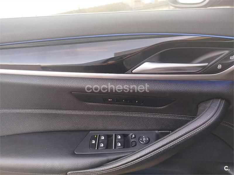 Negro Usado 2017 BMW 520 Berlina | 21.300 € (Precio justo) - Imagen 1/4