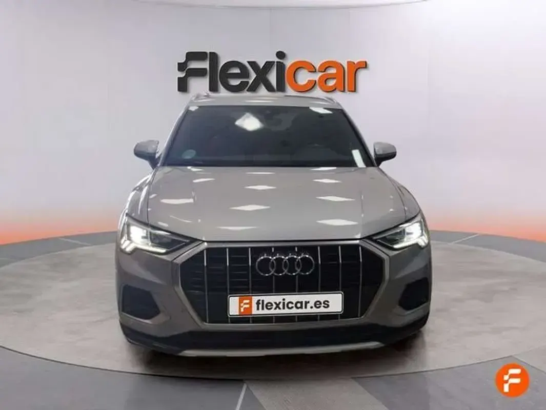 Usado Audi Q3 Advanced 190 CV (139 kW) 2019 Gris SUV