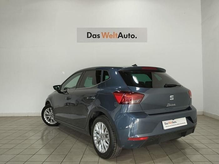 Usado Seat Ibiza 115 CV (84 kW) 2025 Gris Berlina