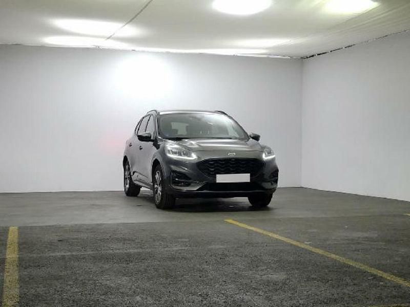 Usado Ford Kuga ST-Line X 225 CV (165 kW) 2021 Gris SUV