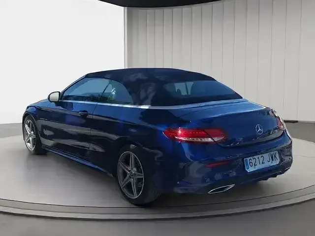 Usado Mercedes C250 204 CV (150 kW) 2017 Azul Berlina