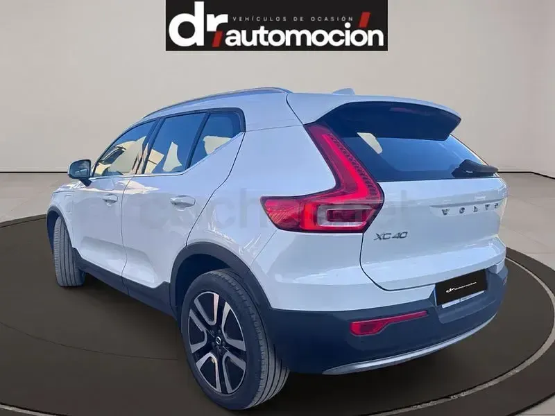 Usado Volvo XC40 Inscription 211 CV (155 kW) 2022 Blanco SUV